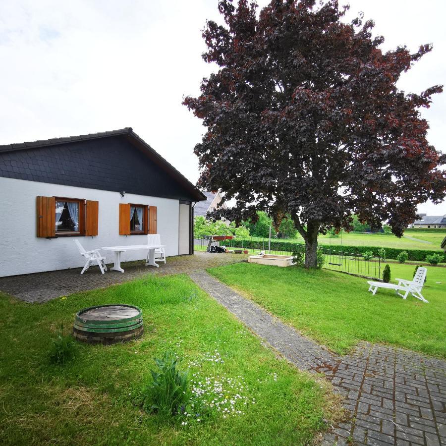 Bb19 Eifel-Ferienhaus Am Moseltal Mit Saunahaus Beuren  Esterno foto